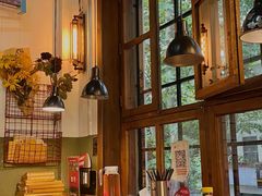 靠窗位-米屋石锅拌饭(师大店)