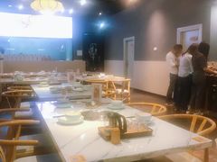 大堂-牛鲜胜·潮汕牛肉自助火锅(番禺市桥店)