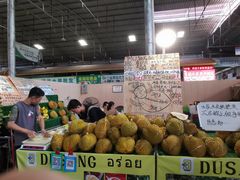 -曼阁市场水果批发市场
