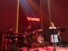 -TZ House音乐现场(来福士中心店)