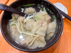 -莱莱小笼·乔艾