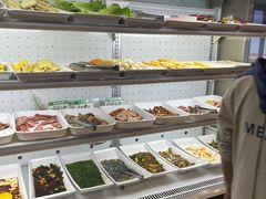 -哈尔滨小酒馆·鲜肉现穿自助烧烤(康新花园店)