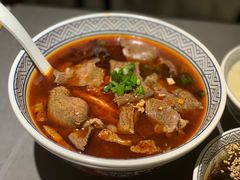 -粉吖吖·邵阳米粉(体育西路店)