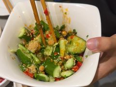 -海底捞火锅(凯德广场店)