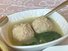 蟹粉狮子头-新镇江酒家(南京西路店)