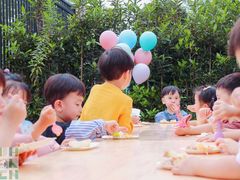 -MuaKids Garden