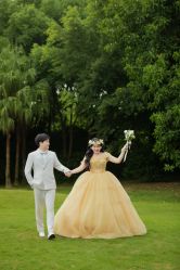 -挪娅婚纱摄影皇家会所