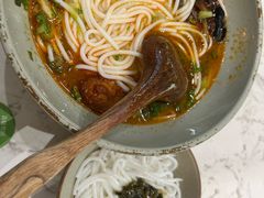 -百春原湖南牛肉粉(百联世纪店)
