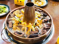 -岳记兴隆·青城腊排铜火锅(融创店)
