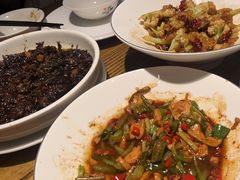 -爱碗亭·鲜炒湖南菜(壹城中心店)