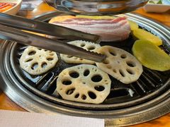 -唯成•韩国炭火烤肉 유성고기