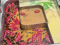 三拼锅-巴奴毛肚火锅(悠唐购物中心店)