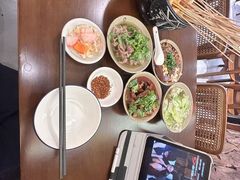 -谢老五跷脚牛肉·非遗传承店