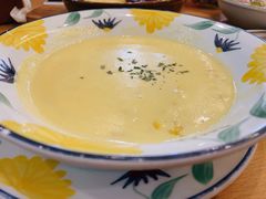 传统口味蘑菇浓汤-萨莉亚意式餐厅(彩悦城店)
