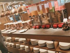 -牛YO寿喜烧·铁板烧和牛火锅自助(市府恒隆店)