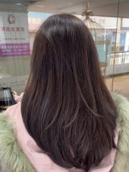 -镁连社·美联社