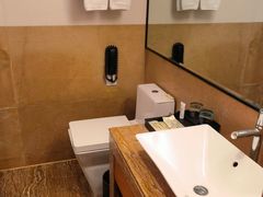 -珠海拱北口岸希尔顿欢朋酒店