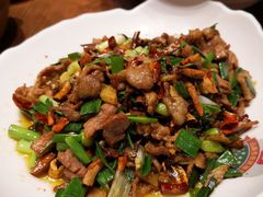 宣威小炒肉-老滇山寨•云南特色菜•地方菜•民族风情歌舞表演(金碧店)