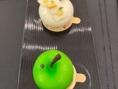 -Salon de The de Joel Robuchon(外滩18号店)