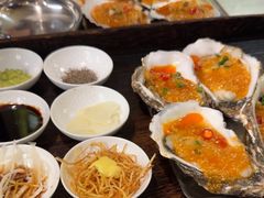 -围炉肉舍•炭烤活鳗•丹东海鲜烤肉(步行街店)