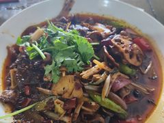 -小杨翘脚牛肉