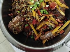 -老码头黑皮肘子锅包肉熏酱水饺(文政街店)