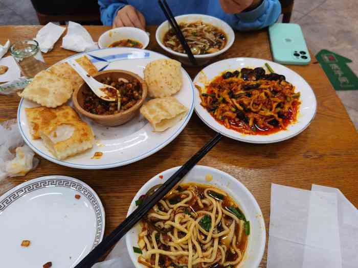 赵师傅面馆(东太堡总店)