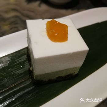 想吃粤菜的心…觊觎德香茶楼很久了，但是看着大众点评里