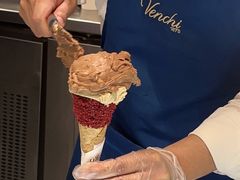 双层榛子巧克力-VENCHI 闻绮(北京国贸商城店)