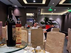 大堂-天外天烤鸭店(八角店)