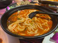 -香巴拉云南餐厅(华莱坞店)