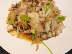 -五谷丰登农家院·地道胶东菜·海鲜烧烤(威海店)