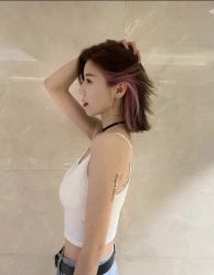 -镁连社·美联社