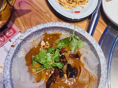 -山河屯铁锅炖·非遗铁锅炖(华强北店)