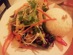 -Lanterns Vietnamese Restaurant
