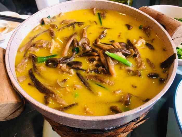 九溪山寨(九华山路店)-"朋友是#九溪山寨#的会员喔说来带我打卡.