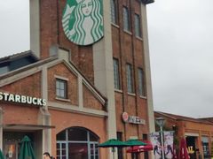 -TIMES CITY OUTLETS 时代·城市·奥特莱斯(上海国际时尚中心店)