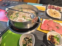 -四季喧黔味豆米火锅(万达广场店)