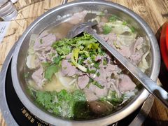 -冯烫烫跷脚牛肉·川菜小馆(武胜西街店)