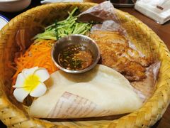 炭烧猪颈肉卷卷拼盘-清迈清迈巷口小排档(烟台山店)