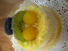 Medium&nbsp;芒果奶油蛋糕-COVA(新天地Xintiandi店)