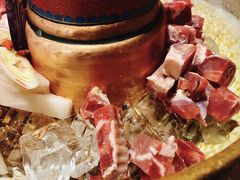 -毛辣果·贵州红酸汤牛肉火锅(西单店)