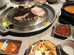 -哈哈碳都·牛肋条无限自助烤肉(台江万达店)