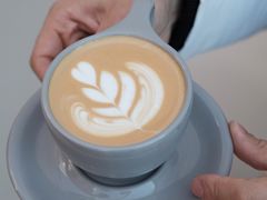 -UNI UNI(环亚凯瑟琳店)