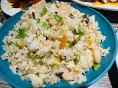 -嗨辣小聚·盘锦河蟹·海鲜烧烤龙虾(盘锦十年好店)