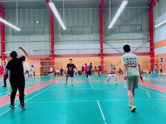 -生活时间羽毛球培训俱乐部