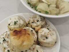 生煎-老西白点心店