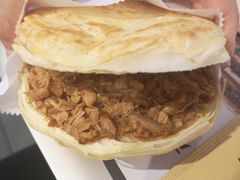 -荀记肉夹馍(三八家乐福店)