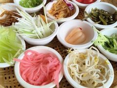 -包整·丝娃娃(一览甲秀楼风景店)