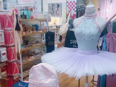 -上海路易十四芭蕾良品舞蹈用品店(美丽华商务中心店)